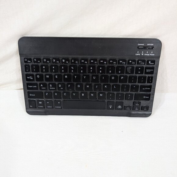 Bluetooth Keyboard - Picture 1 of 1